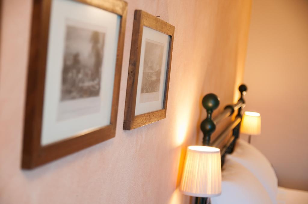 Agriturismo Borgo Tra Gli Olivi Castiglion Fiorentino Værelse billede