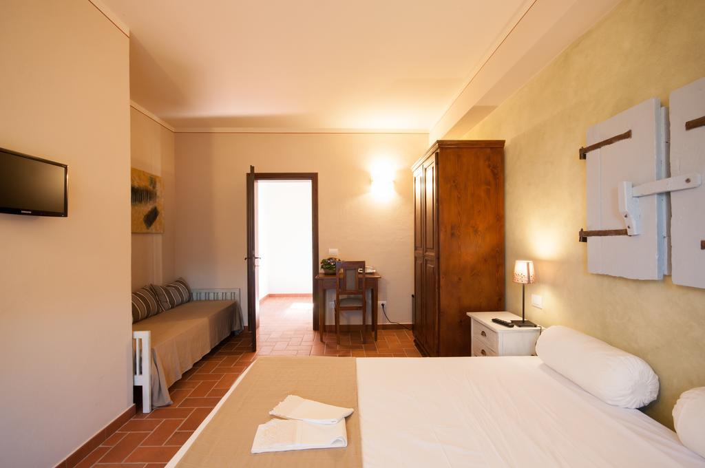Agriturismo Borgo Tra Gli Olivi Castiglion Fiorentino Værelse billede