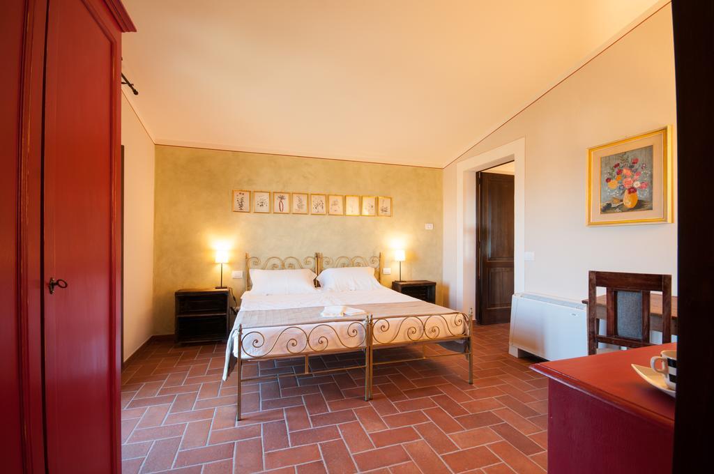 Agriturismo Borgo Tra Gli Olivi Castiglion Fiorentino Eksteriør billede