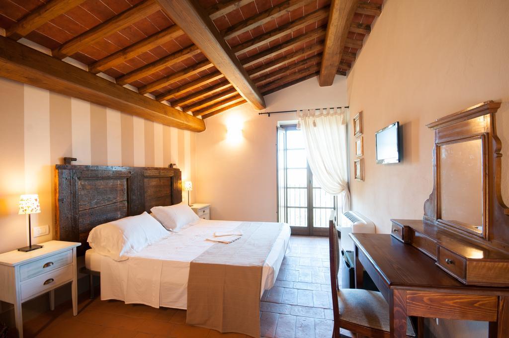 Agriturismo Borgo Tra Gli Olivi Castiglion Fiorentino Eksteriør billede